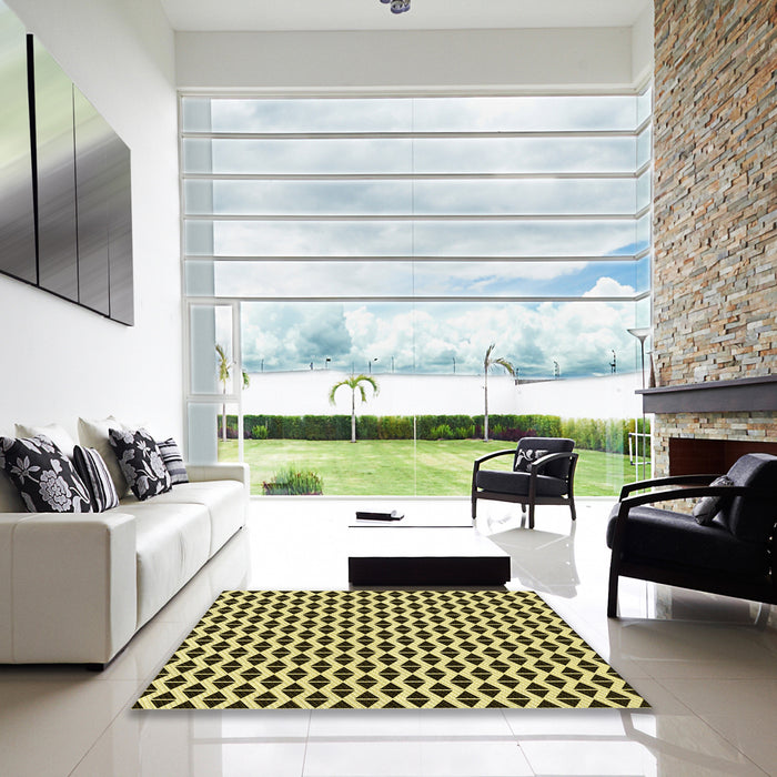 Machine Washable Transitional Chocolate Brown Rug in a Kitchen, wshpat3797yw