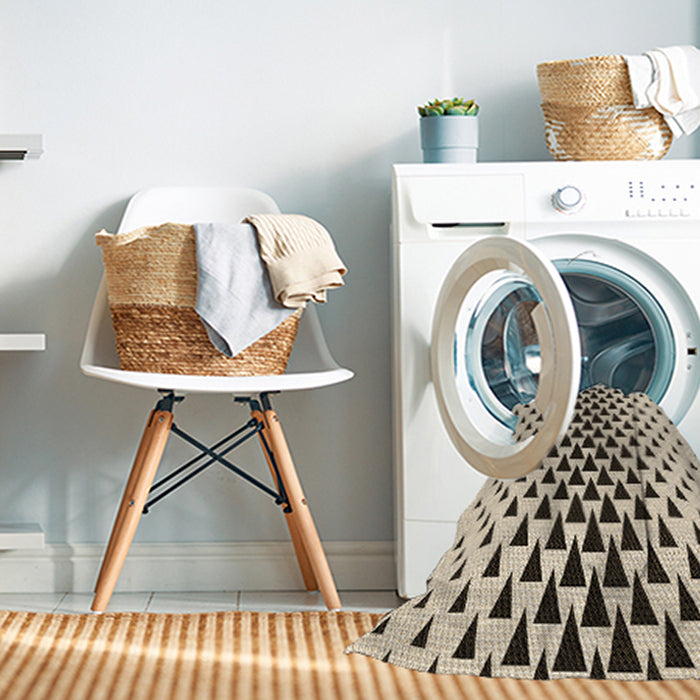 Machine Washable Transitional Vanilla Gold Rug in a Washing Machine, wshpat3799brn