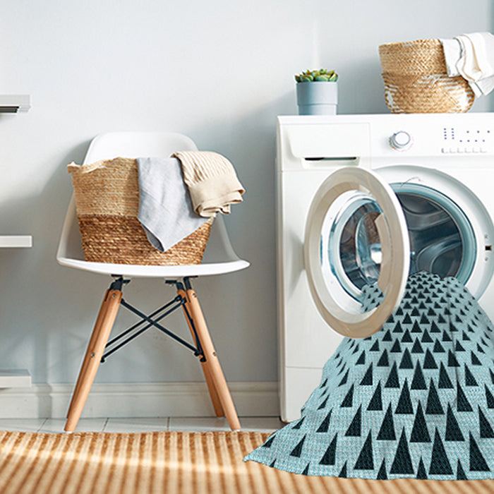 Machine Washable Transitional Electric Blue Rug in a Washing Machine, wshpat3799lblu