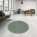 Round Machine Washable Transitional Gray Rug in a Office, wshpat3811