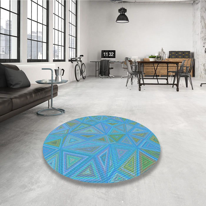 Round Patterned Blue Ivy Blue Rug in a Office, pat3819lblu