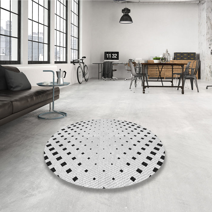 Round Patterned Gray Rug in a Office, pat3837gry