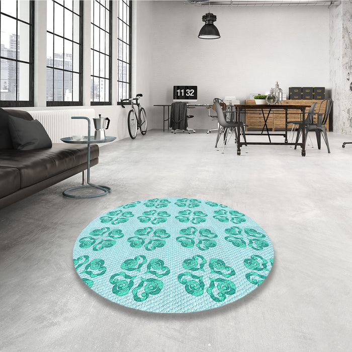 Round Patterned Turquoise Green Rug in a Office, pat3838lblu