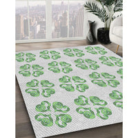 Patterned Green Novelty Rug, pat3838