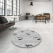 Round Patterned Gunmetal Gray Rug in a Office, pat3843gry