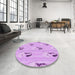 Round Patterned Purple Rug in a Office, pat3843pur