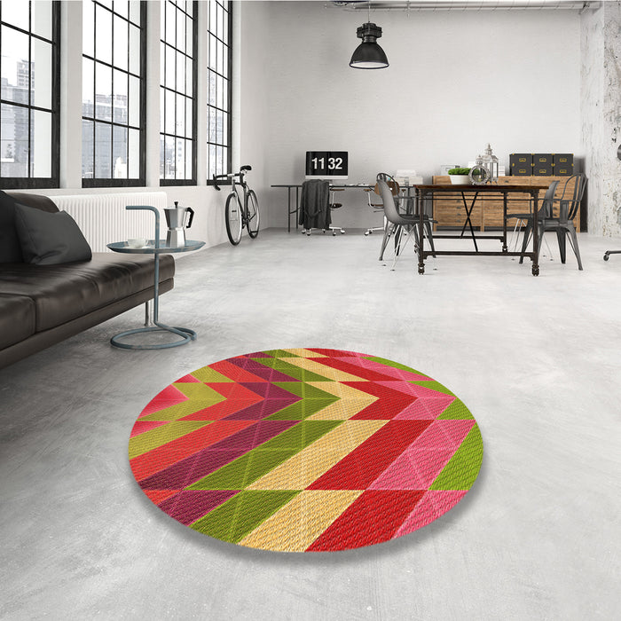Round Patterned Brown Rug in a Office, pat3851org