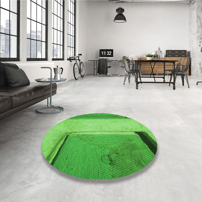 Round Patterned Emerald Green Rug in a Office, pat3856grn