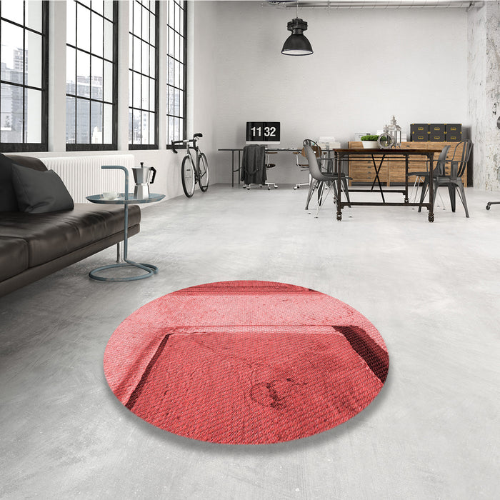 Round Patterned Red Rug in a Office, pat3856rd