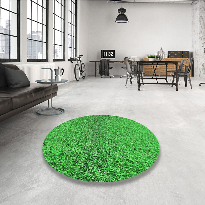 Round Patterned Green Rug in a Office, pat3860grn