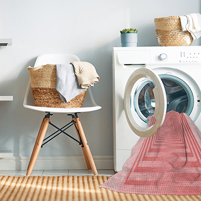 Machine Washable Transitional Red Rug in a Washing Machine, wshpat387rd