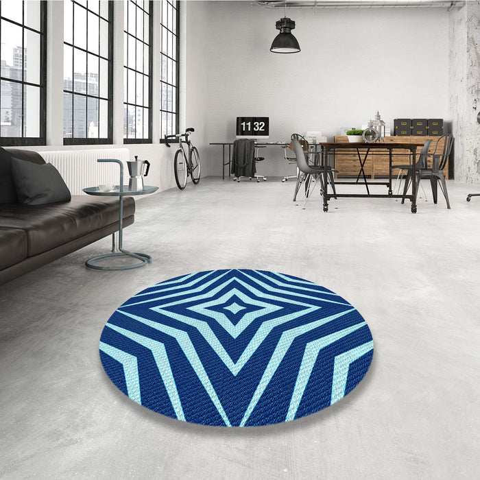 Round Patterned Cobalt Blue Rug in a Office, pat3870lblu
