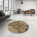 Round Machine Washable Transitional Metallic Gold Rug in a Office, wshpat3880