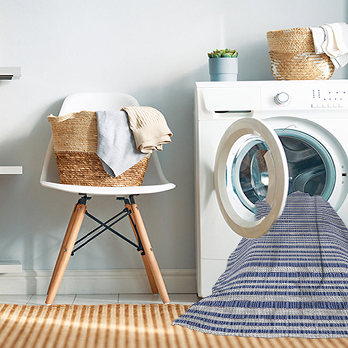 Machine Washable Transitional Pastel Light Blue Rug in a Washing Machine, wshpat388