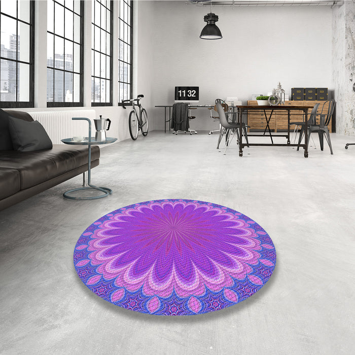 Round Patterned Purple Rug in a Office, pat3894pur
