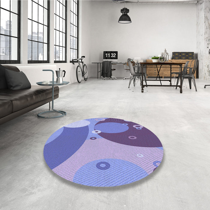 Round Patterned Slate Blue Rug in a Office, pat3899blu