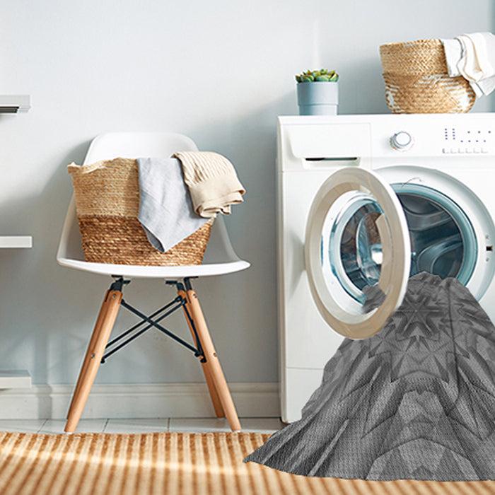 Machine Washable Transitional Dark Gray Rug in a Washing Machine, wshpat3906