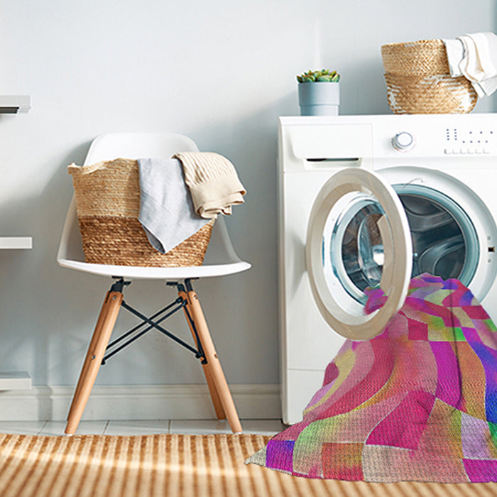 Machine Washable Transitional Deep Pink Rug in a Washing Machine, wshpat3913