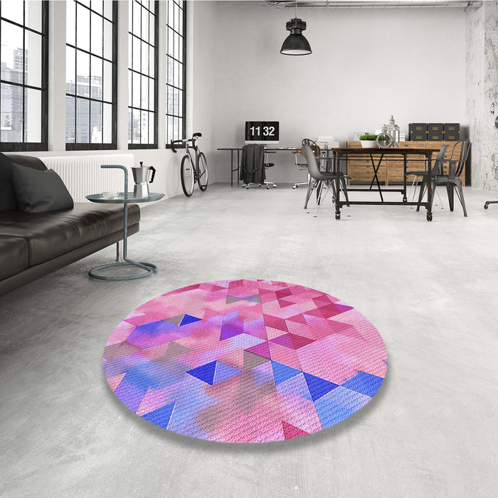 Round Patterned Neon Pink Rug in a Office, pat3914pur