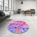 Round Patterned Neon Pink Rug in a Office, pat3914pur