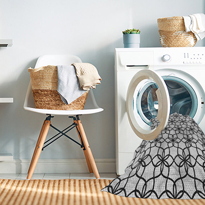 Machine Washable Transitional Platinum Gray Rug in a Washing Machine, wshpat3918gry