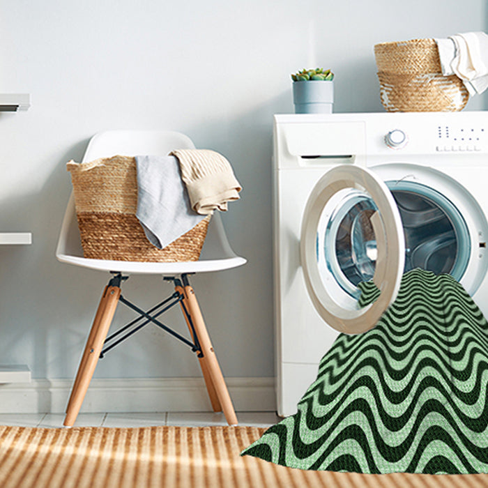 Machine Washable Transitional Light Green Rug in a Washing Machine, wshpat3921grn