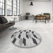 Round Patterned Smokey Gray Rug in a Office, pat3925gry