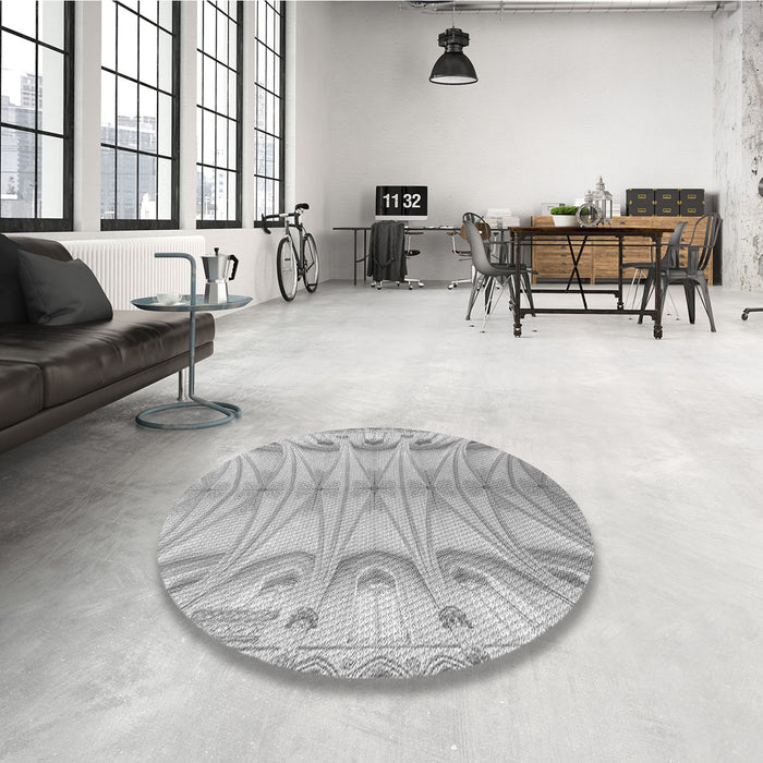 Round Patterned Platinum Silver Gray Rug in a Office, pat3931gry