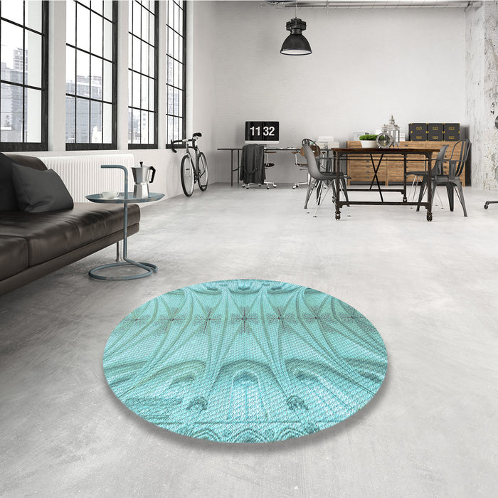 Round Patterned Macaw Blue Green Rug in a Office, pat3931lblu