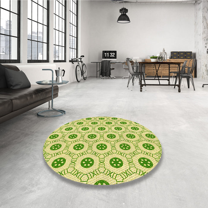 Round Patterned Pistachio Green Rug in a Office, pat3939yw