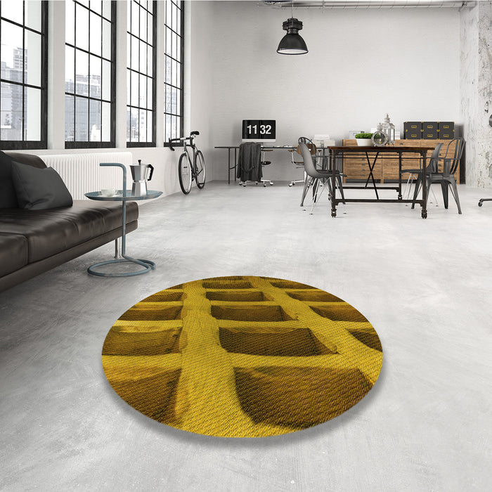 Round Patterned Dark Bronze Brown Rug in a Office, pat3942yw