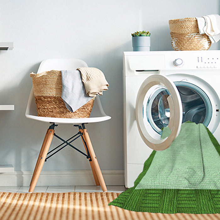 Machine Washable Transitional Dark Lime Green Rug in a Washing Machine, wshpat3944grn