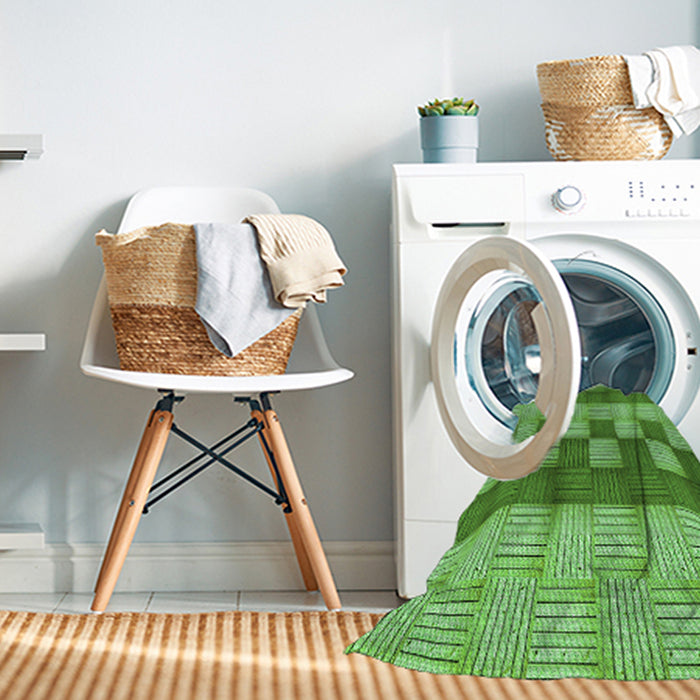 Machine Washable Transitional Emerald Green Rug in a Washing Machine, wshpat3946grn