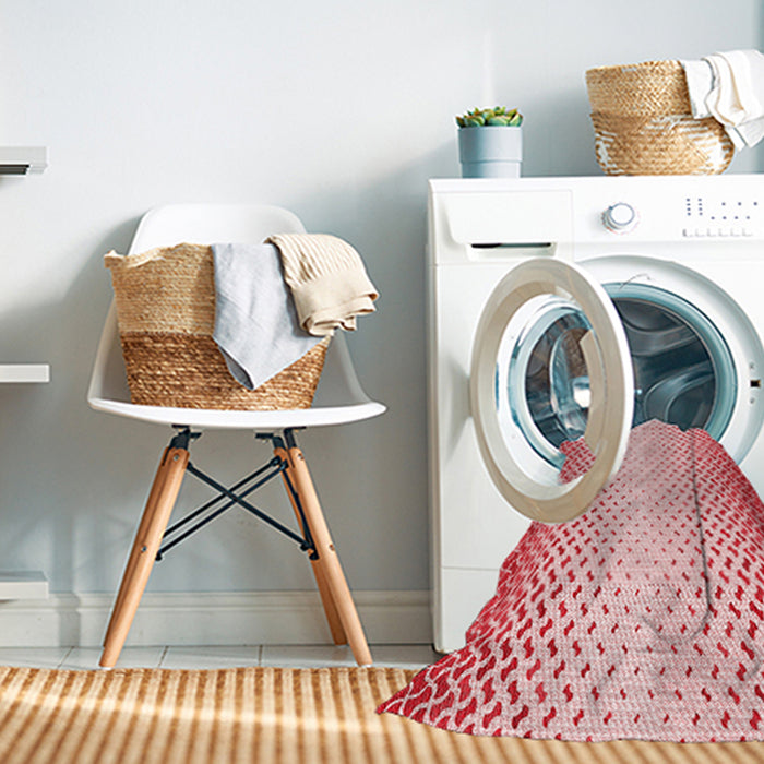 Machine Washable Transitional Light Red Pink Rug in a Washing Machine, wshpat395rd