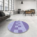 Round Patterned Blue Rug in a Office, pat3950blu