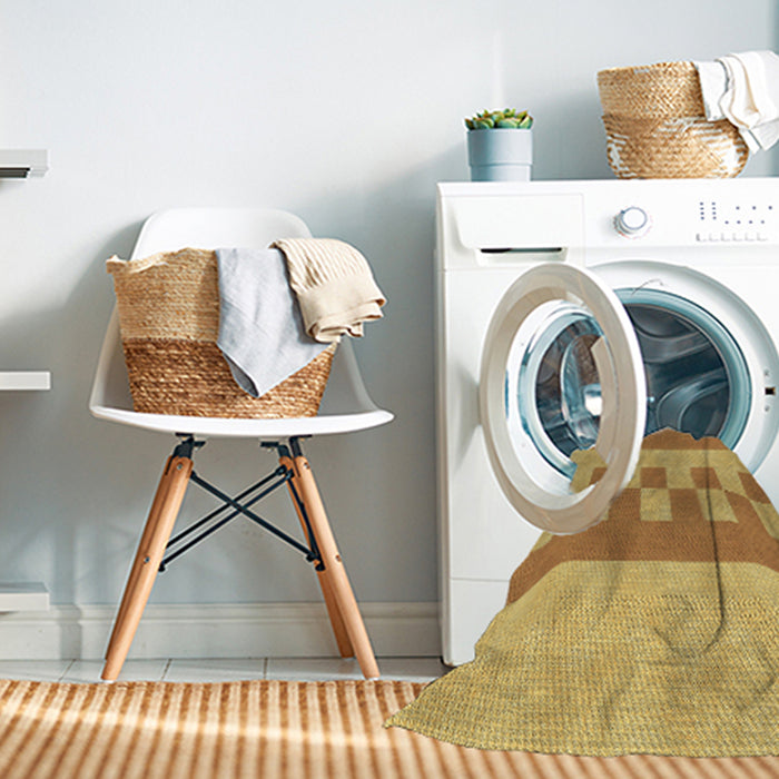 Machine Washable Transitional Saffron Yellow Rug in a Washing Machine, wshpat3950brn