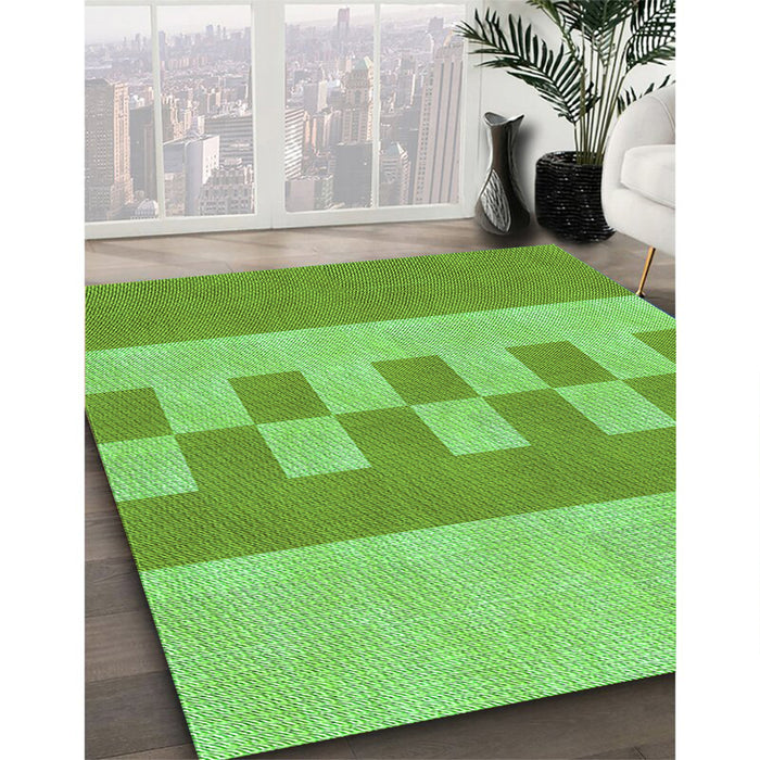 Patterned Emerald Green Rug in Family Room, pat3950grn