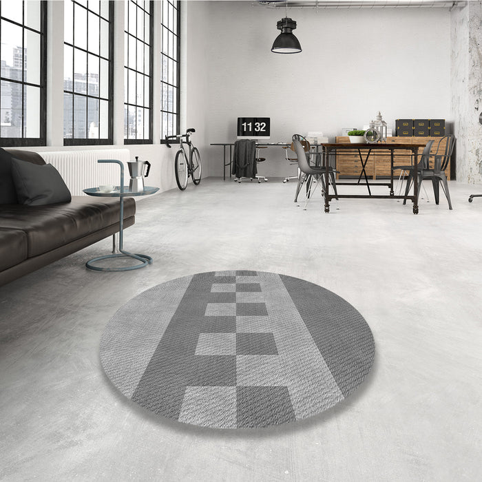Round Patterned Dark Gray Rug in a Office, pat3950gry