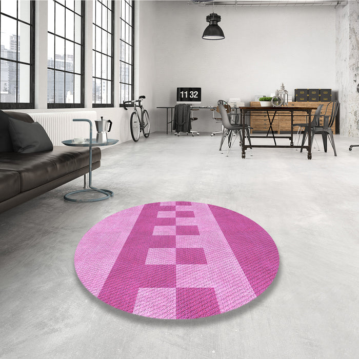 Round Patterned Violet Purple Rug in a Office, pat3950pur