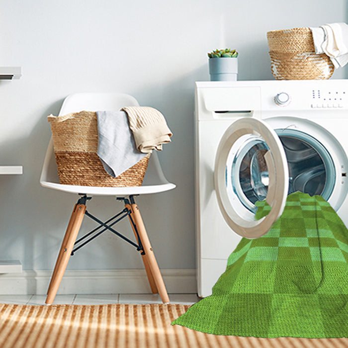 Machine Washable Transitional Emerald Green Rug in a Washing Machine, wshpat3952grn