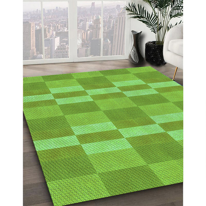 Patterned Emerald Green Rug in Family Room, pat3952grn