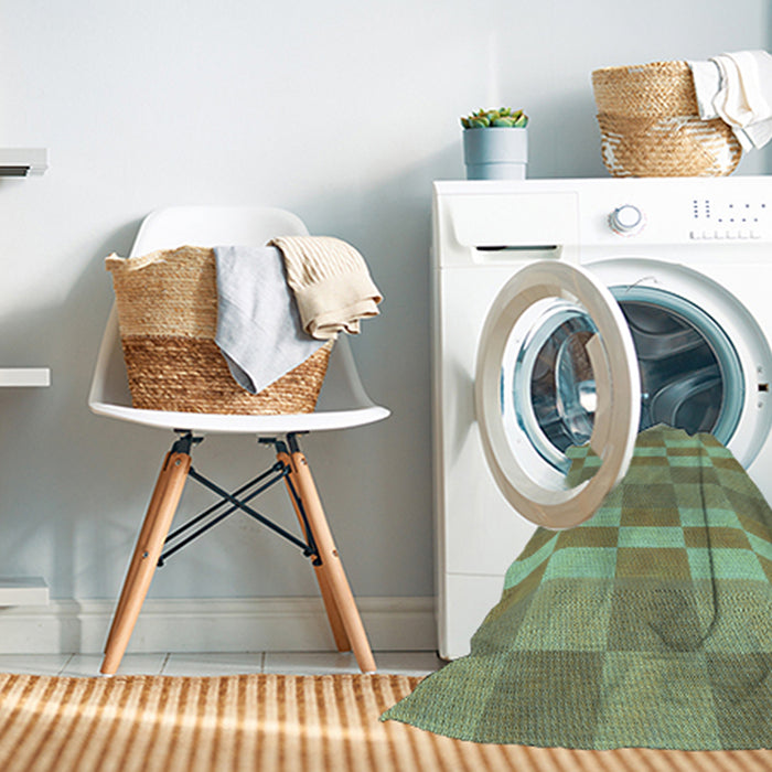 Machine Washable Transitional Pastel Green Rug in a Washing Machine, wshpat3952lblu