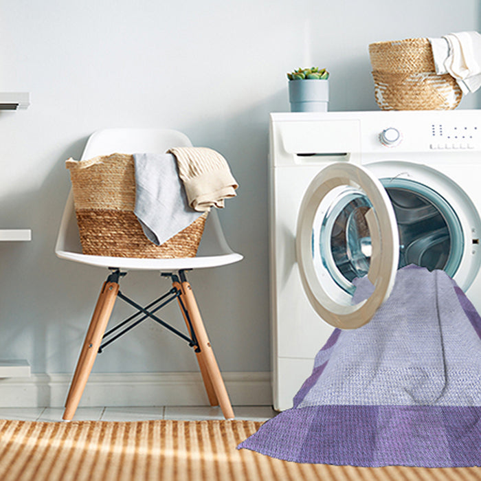 Machine Washable Transitional Blue Rug in a Washing Machine, wshpat3954blu