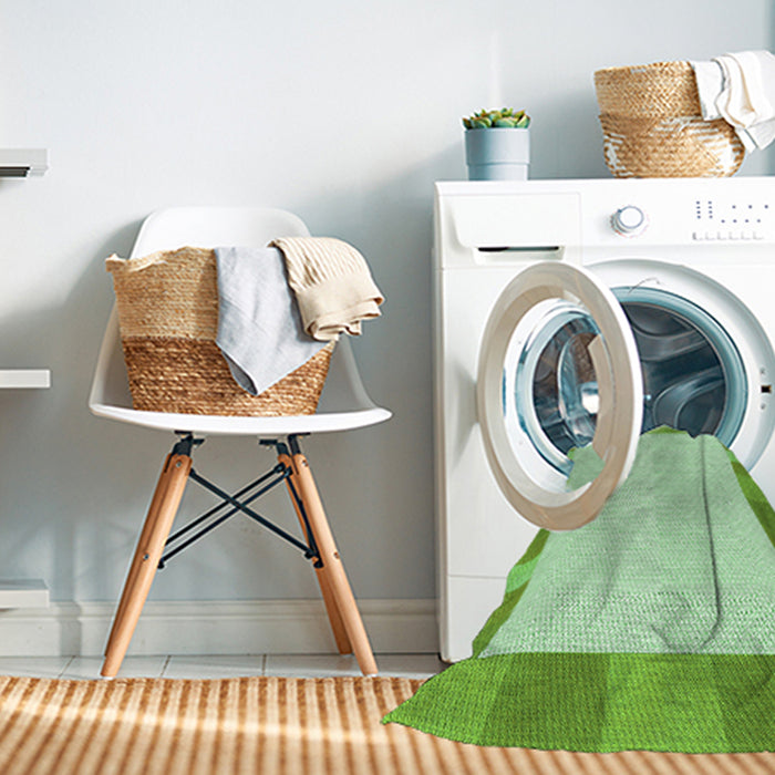 Machine Washable Transitional Green Rug in a Washing Machine, wshpat3954grn