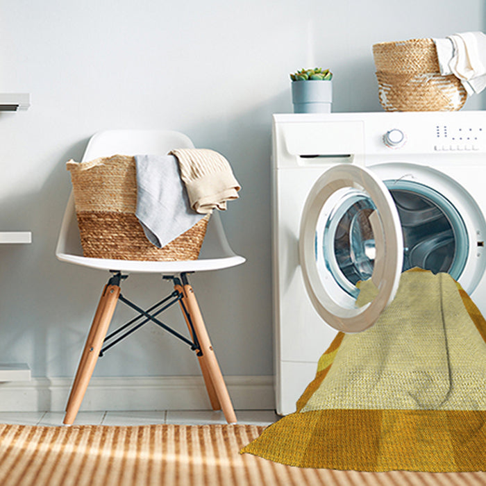 Machine Washable Transitional Dark Orange Rug in a Washing Machine, wshpat3954yw