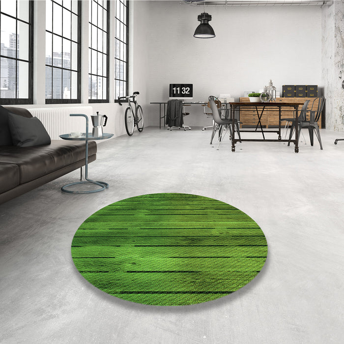 Round Patterned Apple Green Rug in a Office, pat3957grn