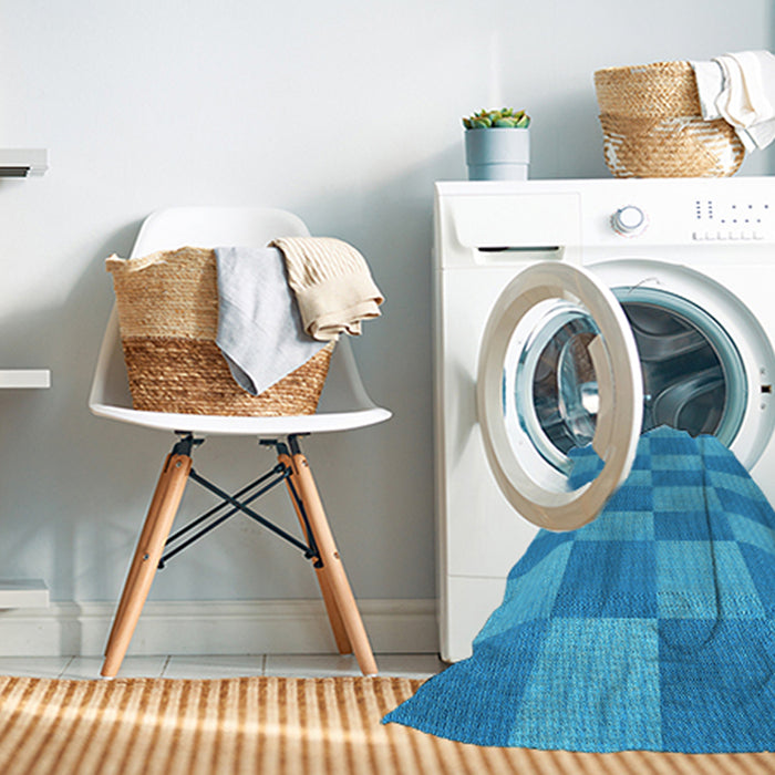 Machine Washable Transitional Neon Blue Rug in a Washing Machine, wshpat3959lblu
