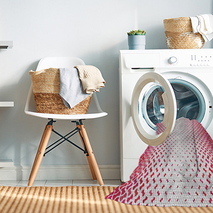 Machine Washable Transitional Bright Maroon Red Rug in a Washing Machine, wshpat395