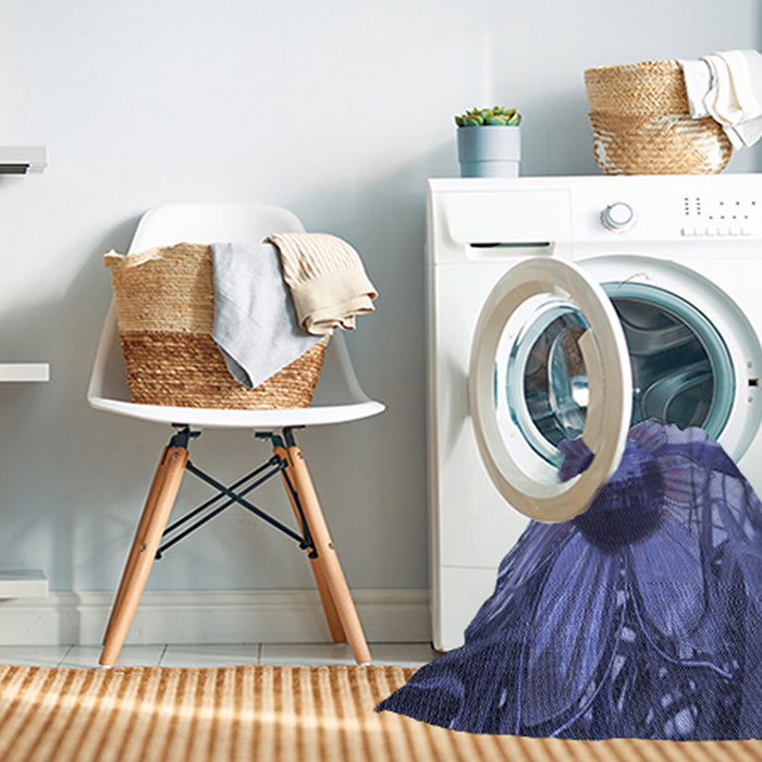 Machine Washable Transitional Sky Blue Rug in a Washing Machine, wshpat3966blu