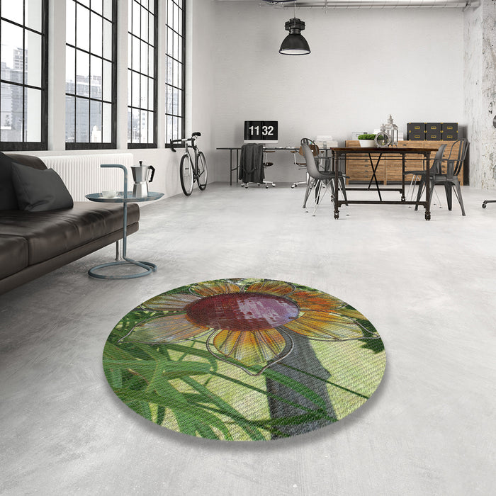Round Machine Washable Transitional Brass Green Rug in a Office, wshpat3966